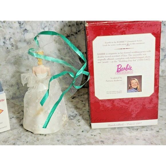 Hallmark "Wedding Day" Barbie Keepsake Ornament 1997 Vintage in Original Box - Picture 4 of 5